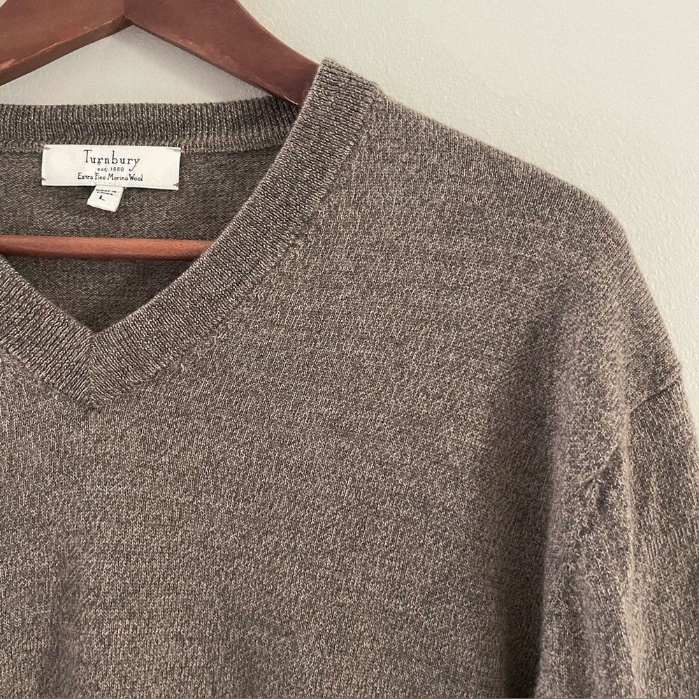 100% Extra Fine Merino Wool Knit Sweater V-Neck Gray Brown Turnbury, L - Picture 3 of 16